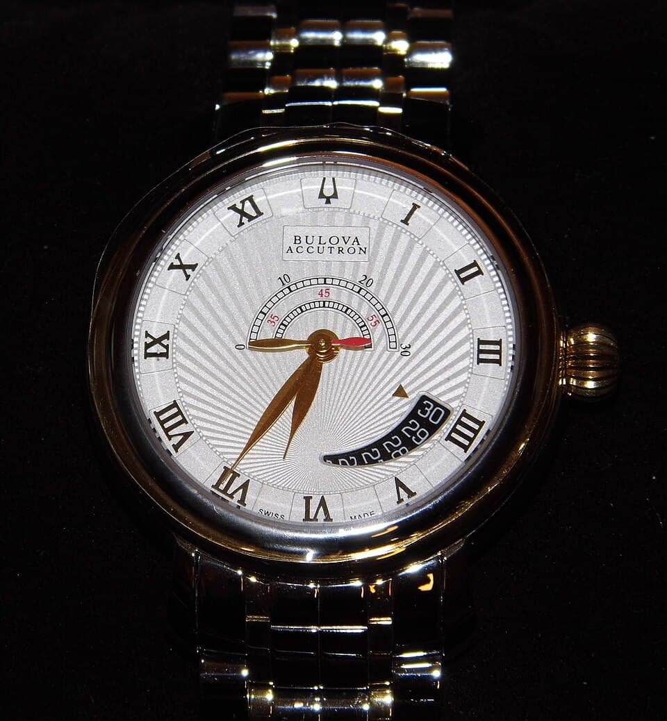 Bulova Accutron Amerigo (Swiss automatic, power reserve) 