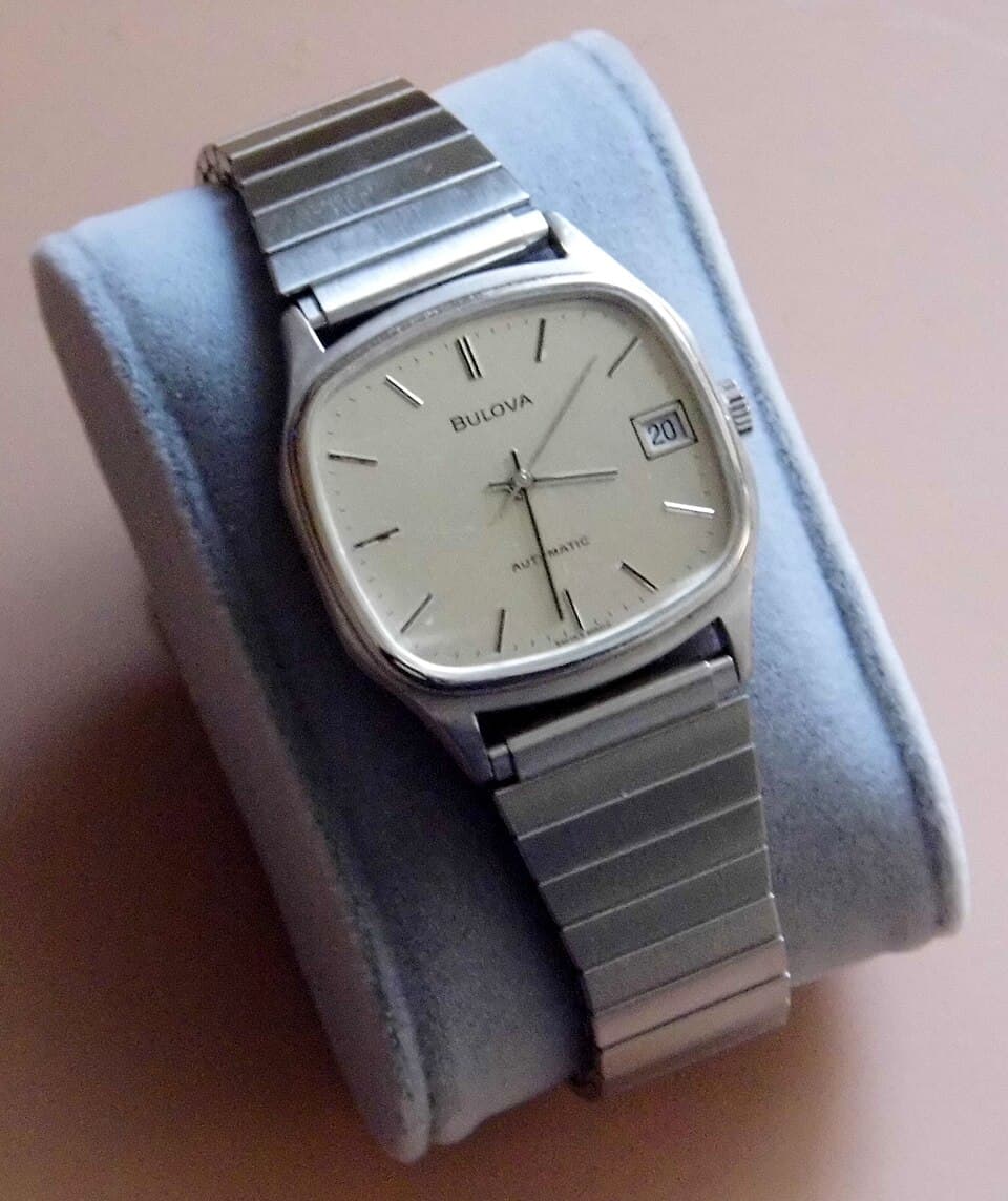 Bulova Cushion Automatic with date (Swiss-made) 
