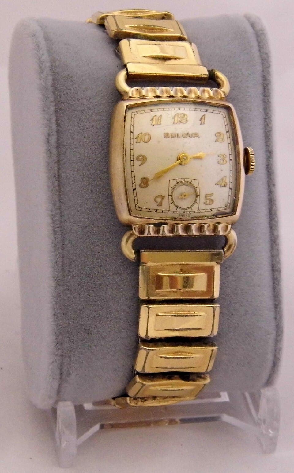 Bulova Square cushion, scalloped lugs (manual-wind) 