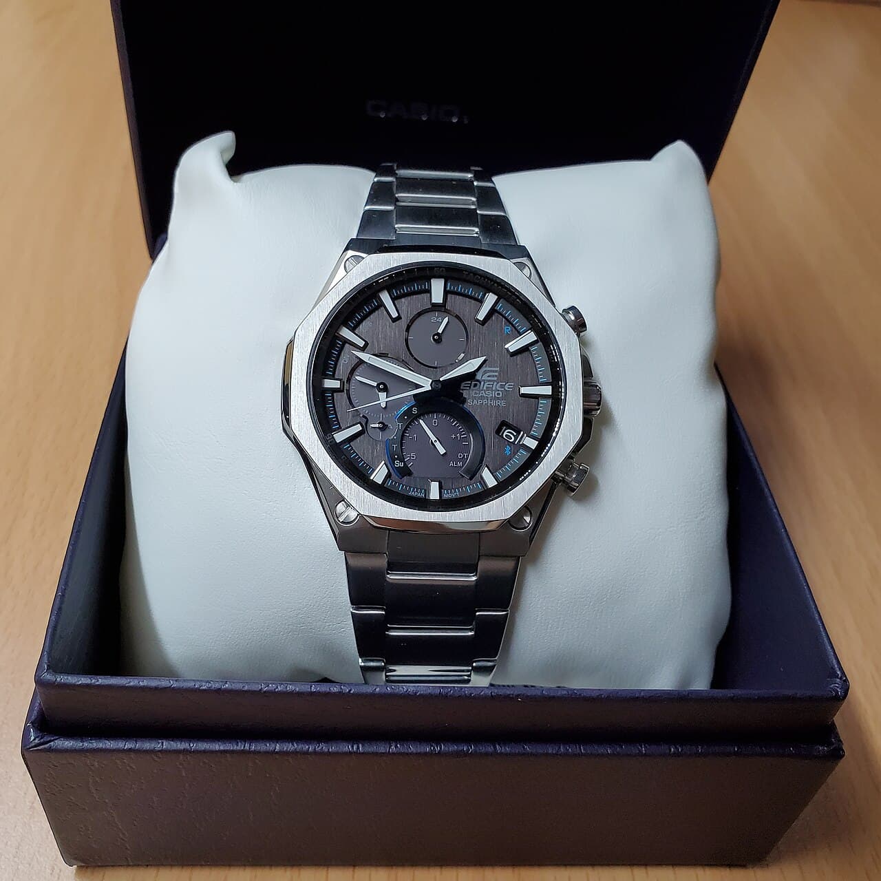 Casio Edifice EQB-1100D 