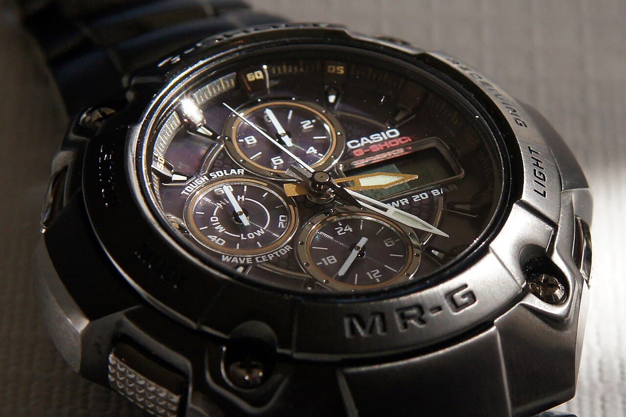 Casio G-Shock MR-G MRG-7100 