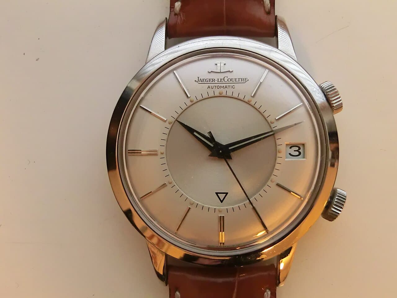 Jaeger-LeCoultre Memovox (model E855) 