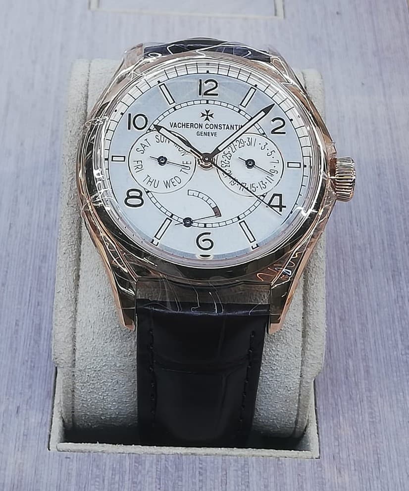 Vacheron Constantin FiftySix Day-Date (power reserve) 
