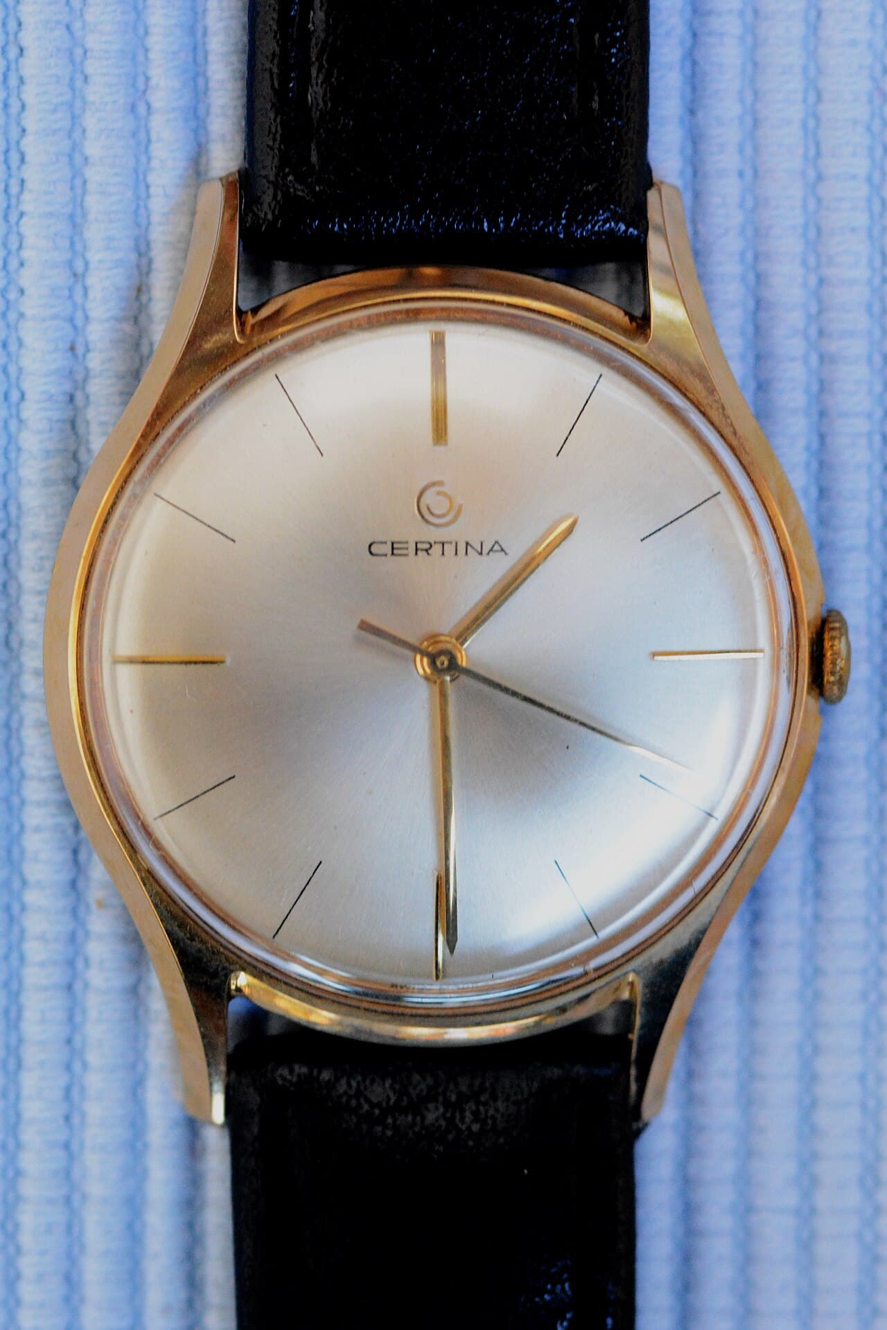 Certina Cal. 25-36 (vintage hand-wind dress, c.1960)