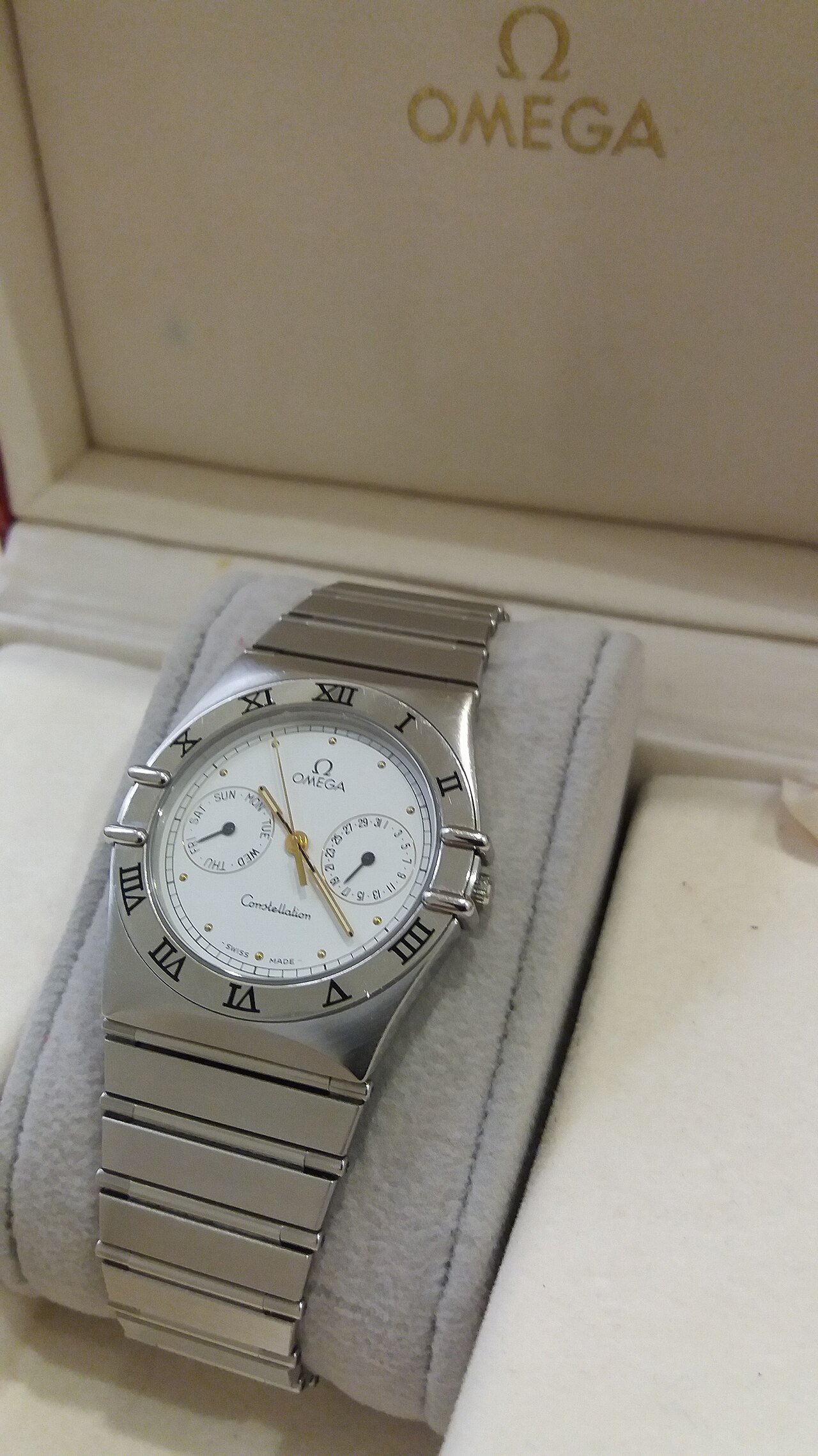 Omega Constellation "Manhattan" Day-Date