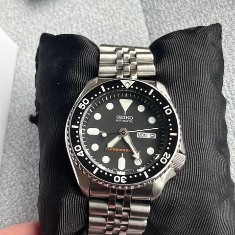Seiko SKX007 (Discontinued)
